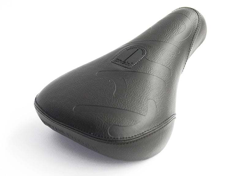Cult Big Logo Fat Pivotal Seat Black