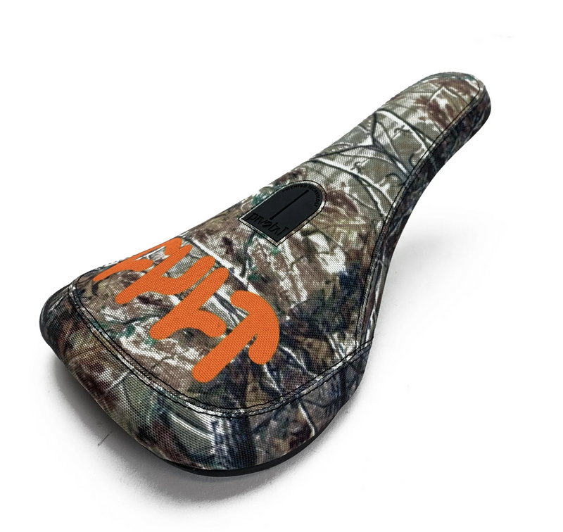 Cult Tree Camo Pivotal Seats Slim
