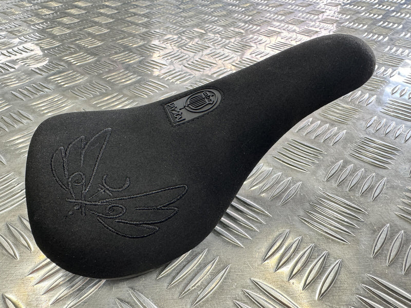 Colony BMX Sigil Pivotal Seat Black - Black - Pivotal