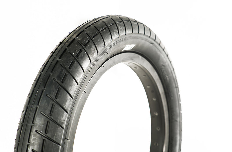 Family F2610 Tyre 14" x 2.25" Black/Black