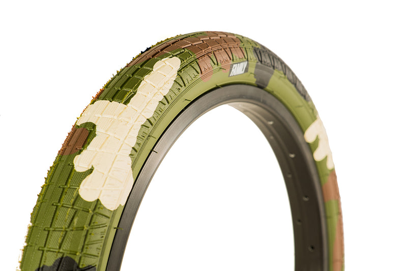 Family F2128 Tyre 16" x 2.1" [Colour: Green Camo]